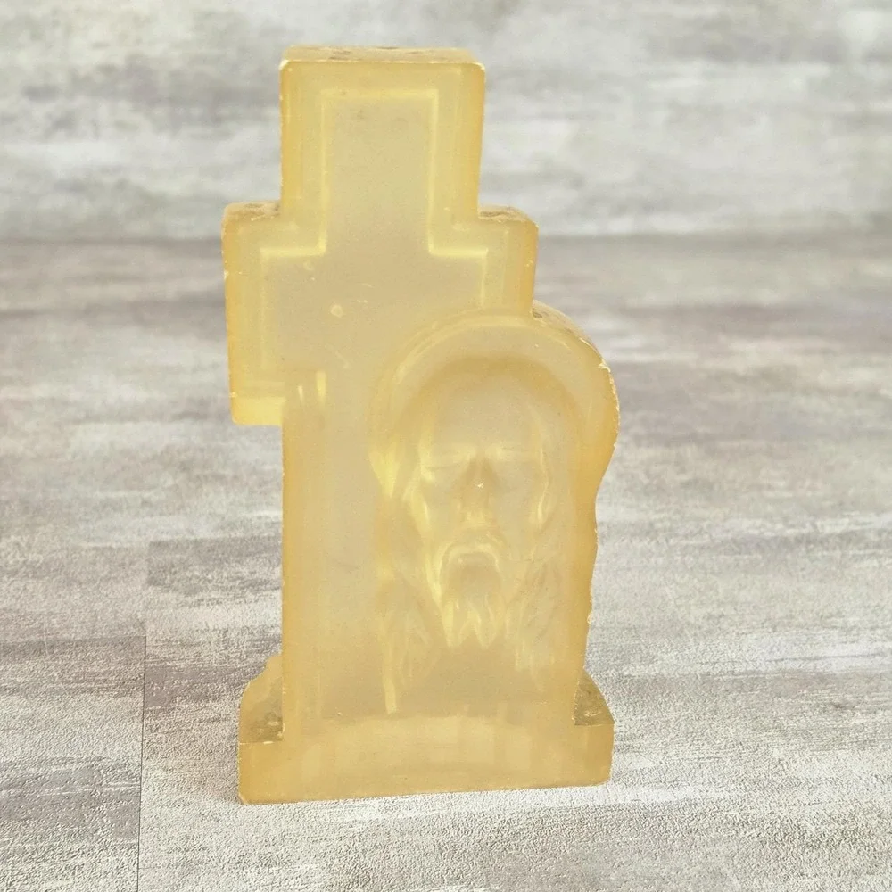 Vintage MCM Lucite Face Of Jesus Christ W. Cross Christian Crucifix Clear Yellow